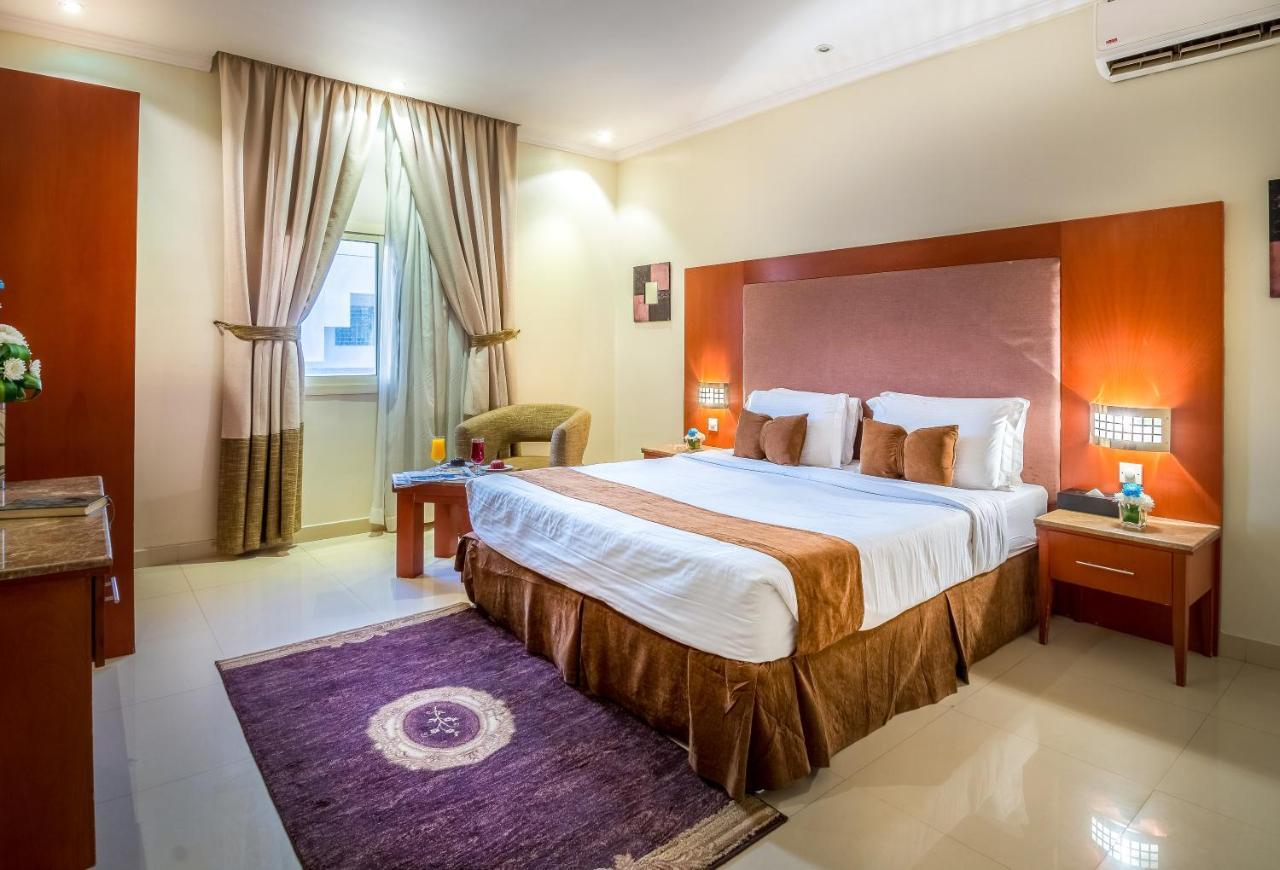Al Muhaidb Al Takhassosi Abaqrino Riadh Exterior foto