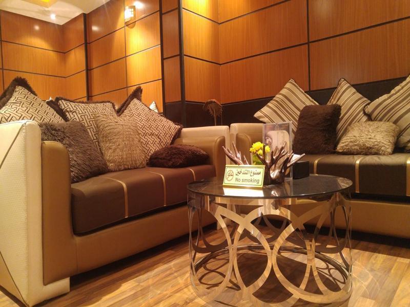 Al Muhaidb Al Takhassosi Abaqrino Riadh Exterior foto