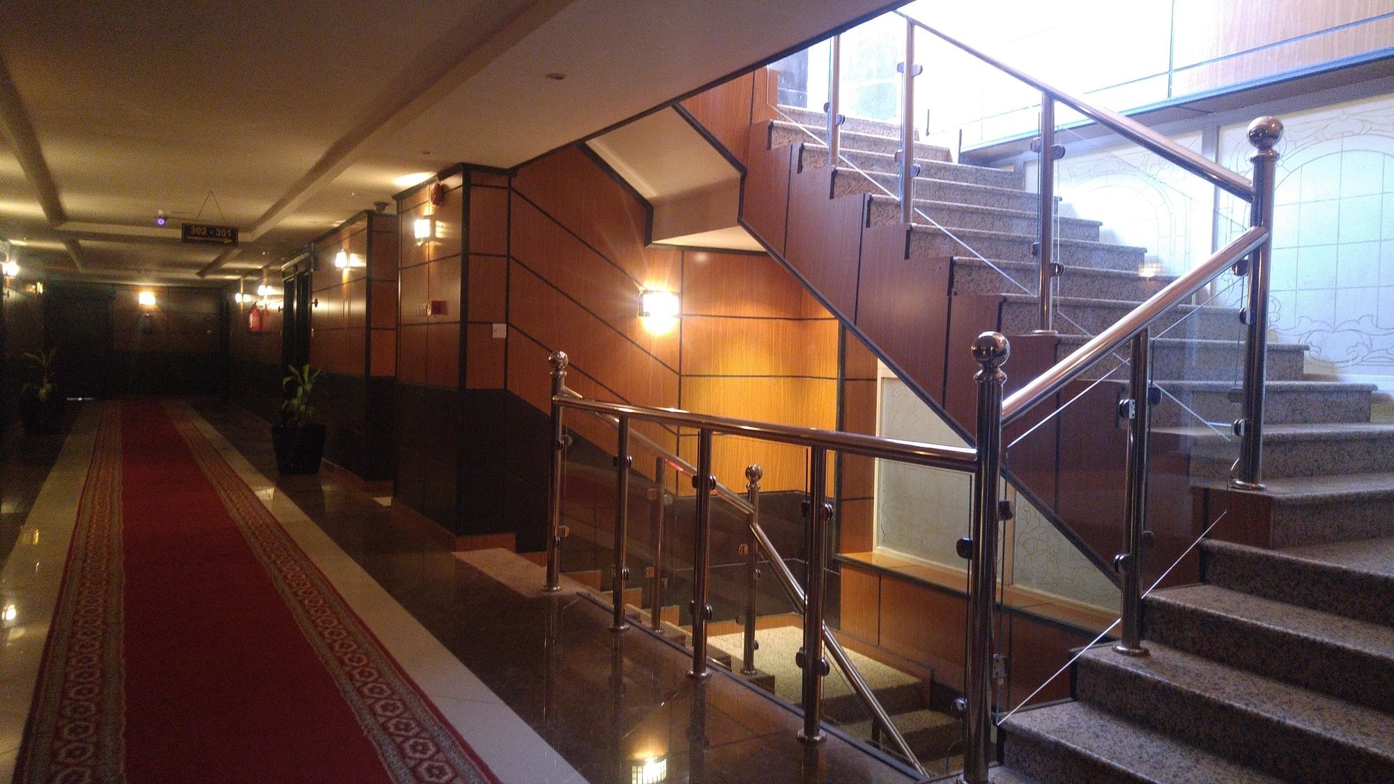 Al Muhaidb Al Takhassosi Abaqrino Riadh Exterior foto